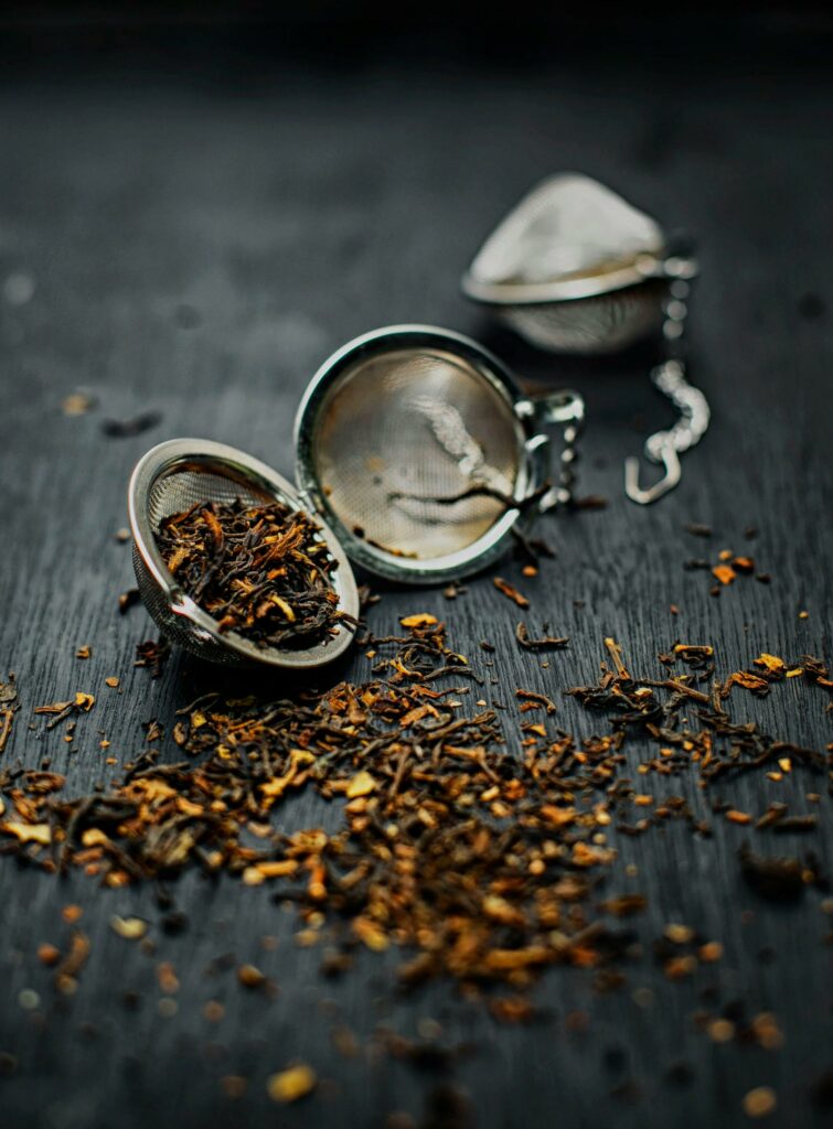 Percorso di Degustazione di Tè Pregiati Orientali
